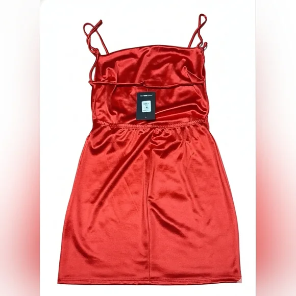 Fashion Nova Scarlet Satin Chemise - Picture 3 of 4